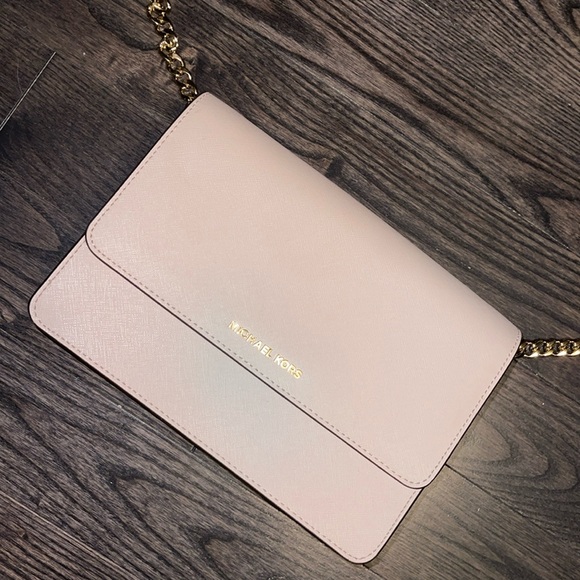 Michael Kors crossbody bag - Picture 1 of 3